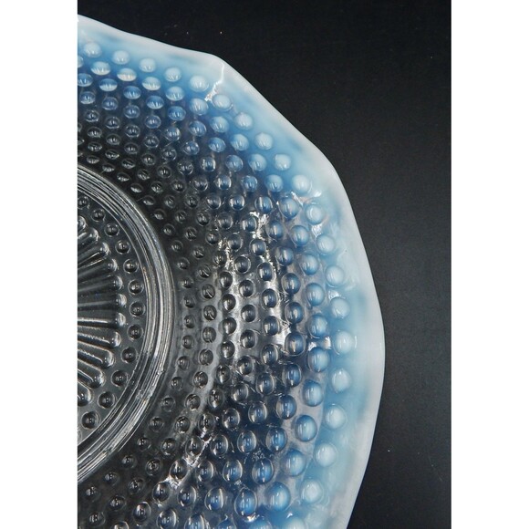 Anchor Hocking Moonstone Hobnail Opalescent Sandwich Plate 10-3/4 Inch Ruffled - Picture 7 of 9